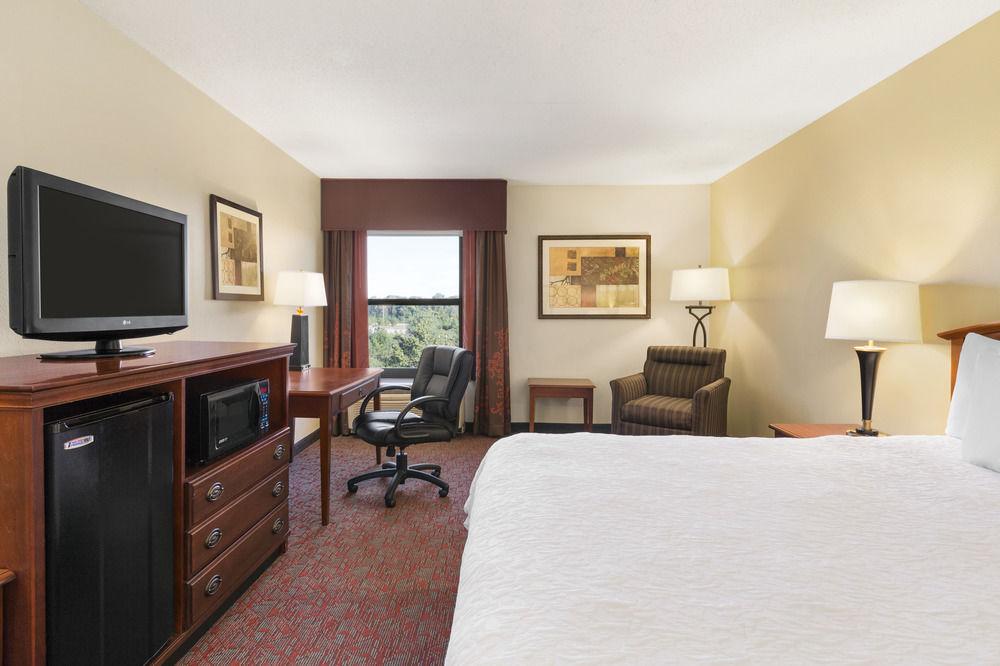 Hampton Inn Potomac Mills Woodbridge Ngoại thất bức ảnh