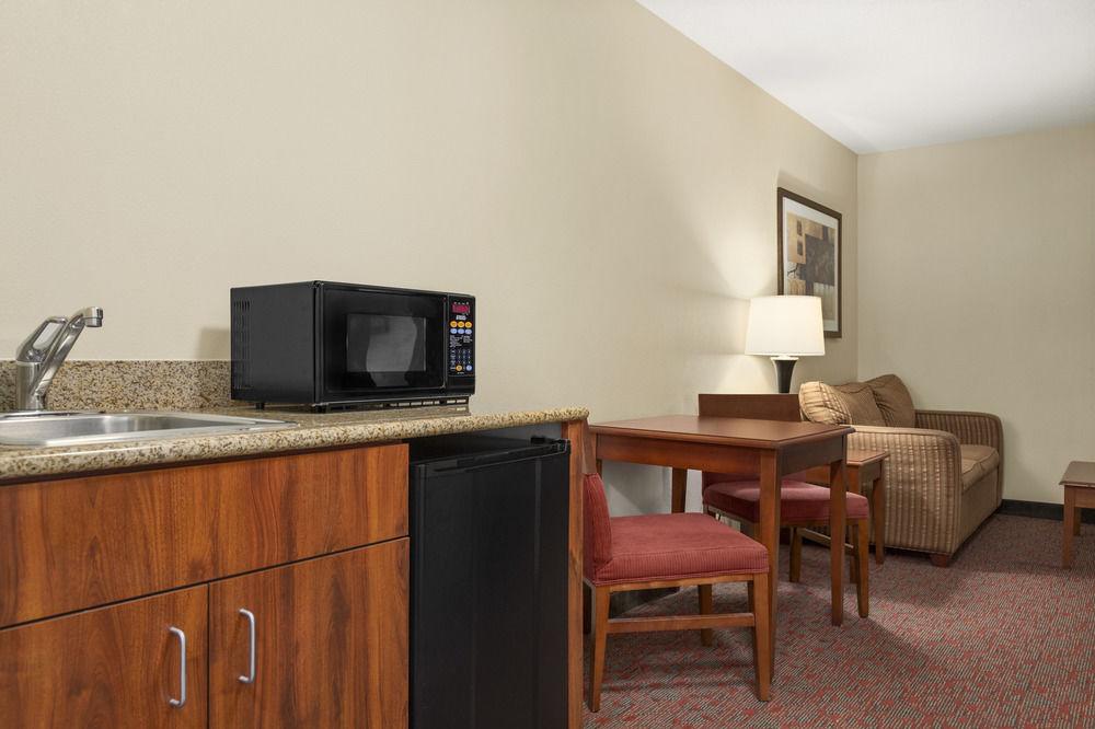 Hampton Inn Potomac Mills Woodbridge Ngoại thất bức ảnh