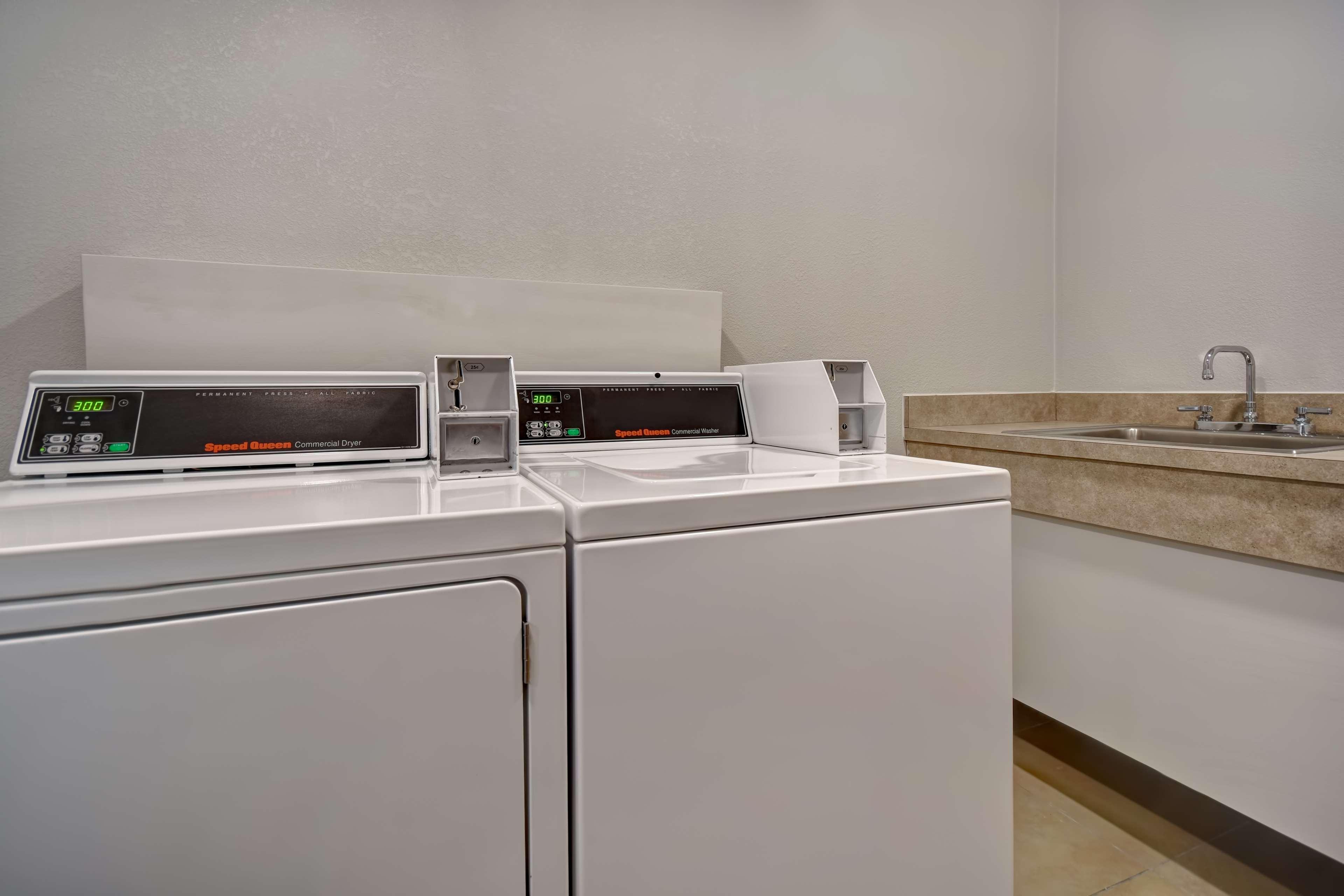 Hampton Inn Potomac Mills Woodbridge Ngoại thất bức ảnh