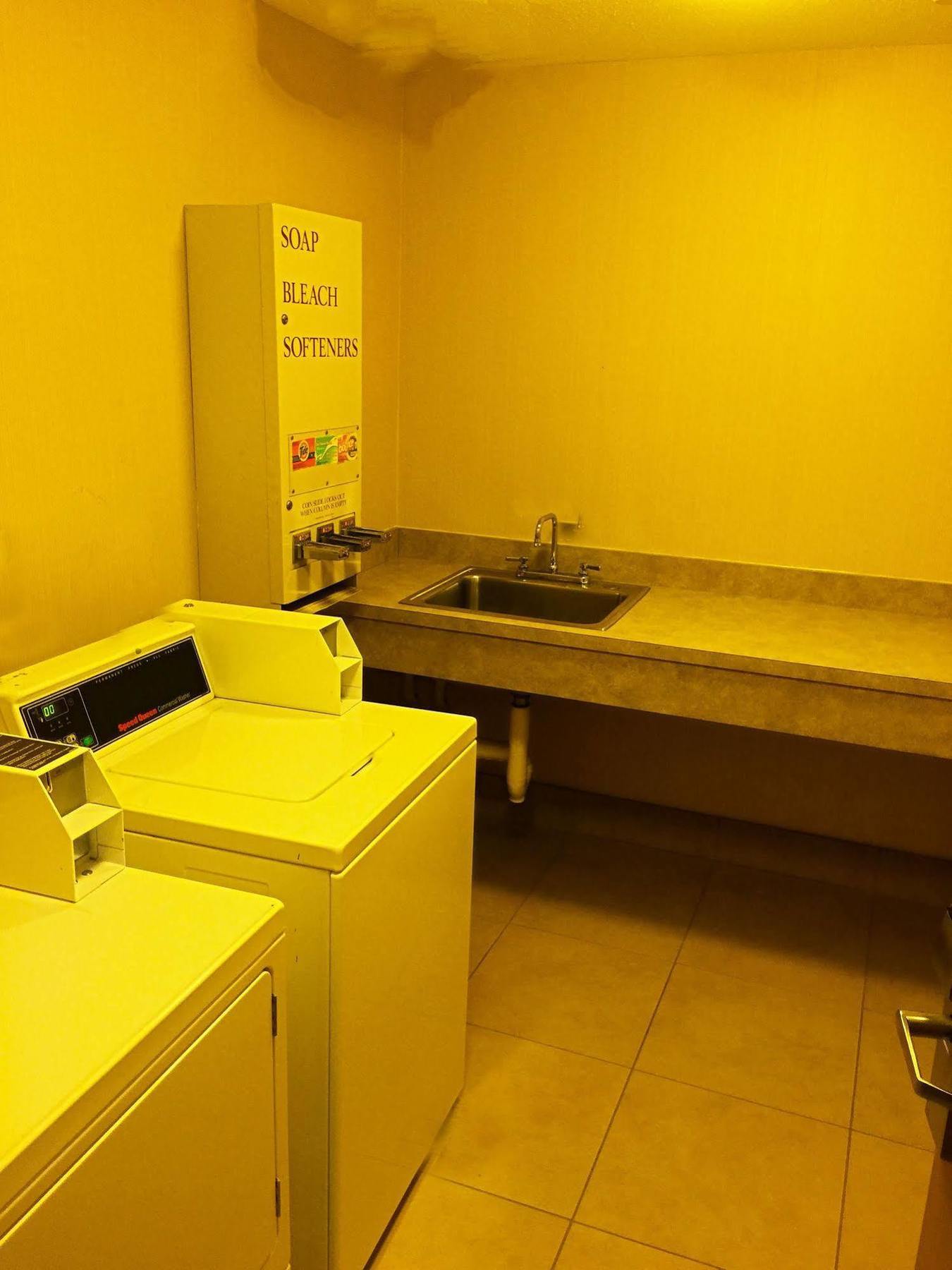 Hampton Inn Potomac Mills Woodbridge Ngoại thất bức ảnh